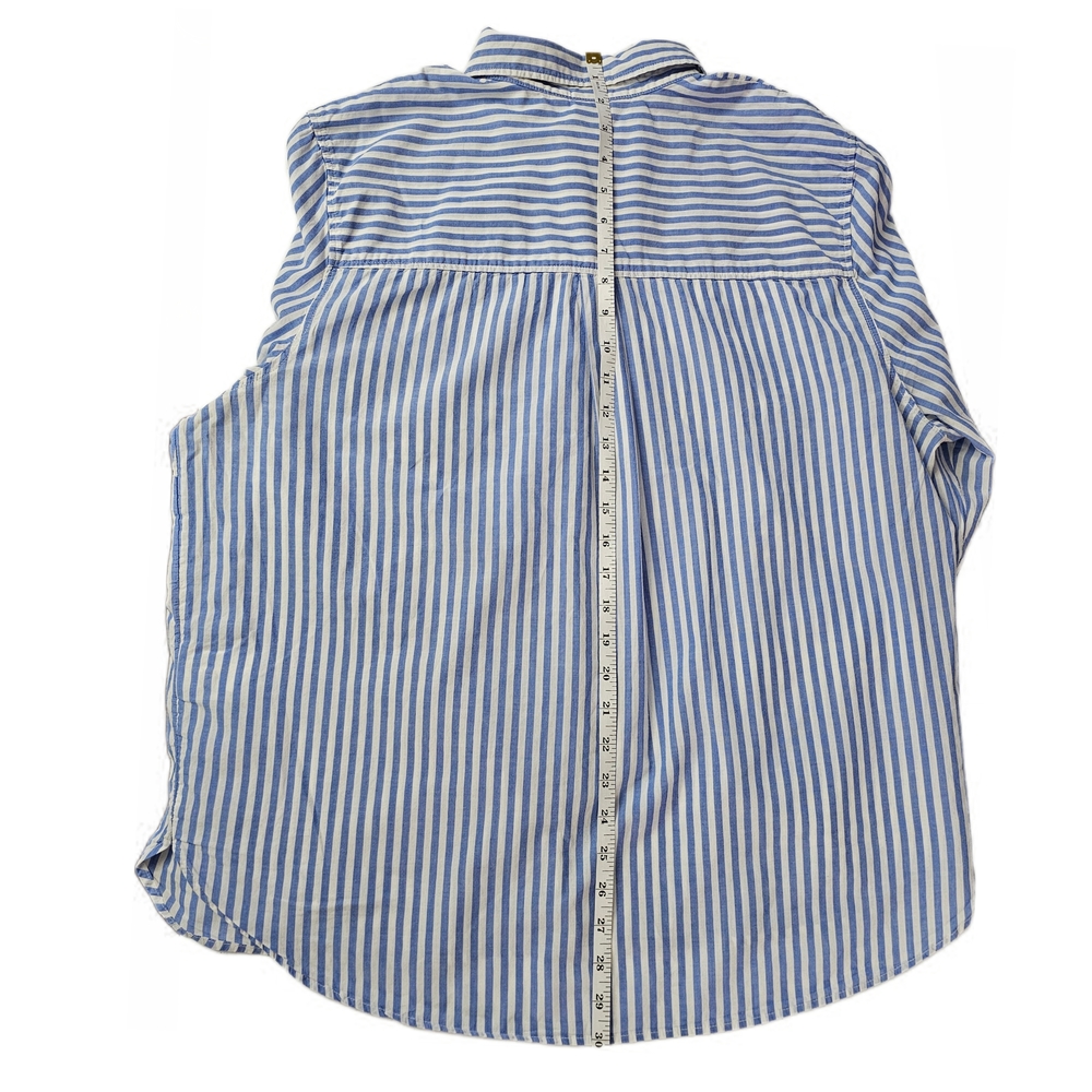 H&M Striped Button-Down Shirt in Blue and White Womens - Picture 12 of 16